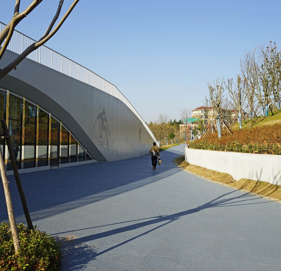 Tangquan Lake Sport Park China by ZDS