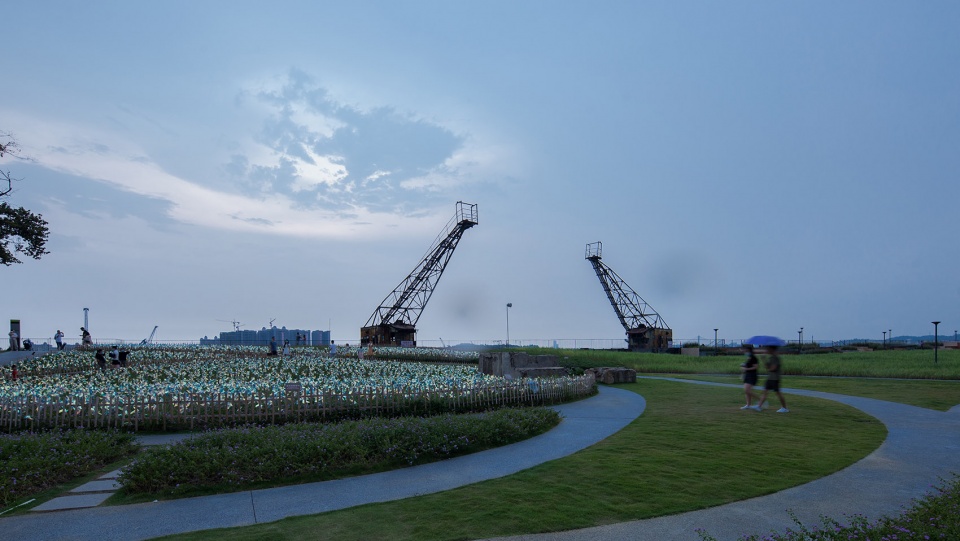 jiangmen ganhua binjiang art park by box practice