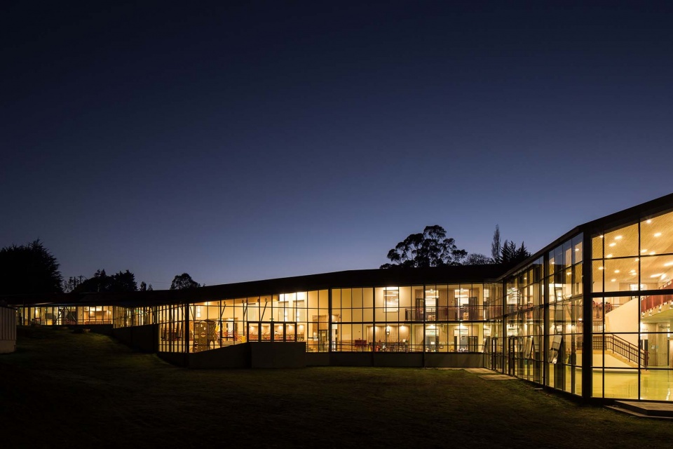 puerto varas school kindergarten by lagar arquitectos