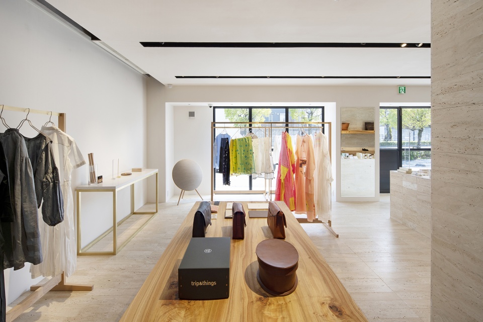 tripthings select shop by koyori architects