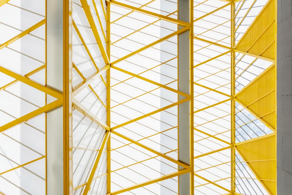 Plaza El Sol Renovation in Sestao by ELE ARKITEKTURA
