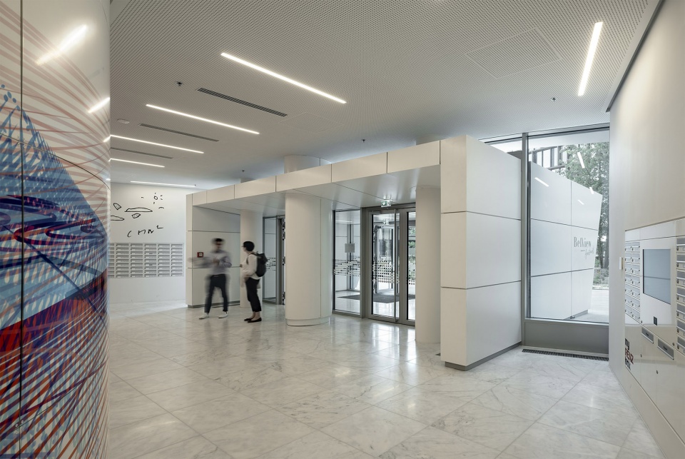 BelView Tower by COOP HIMMELB L AU