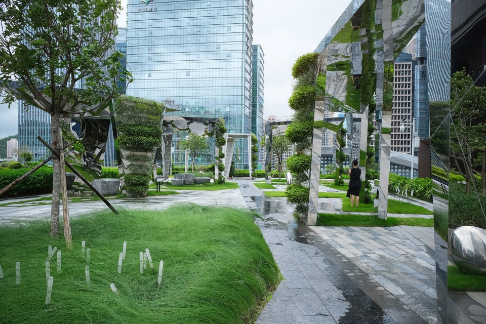 shenzhen shuibei jewelry art garden by loopstudio