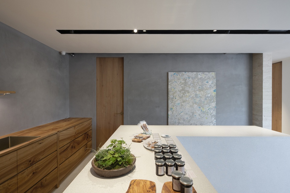 tripthings select shop by koyori architects