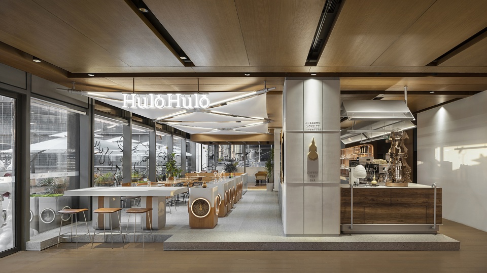 hulohulo china by sora
