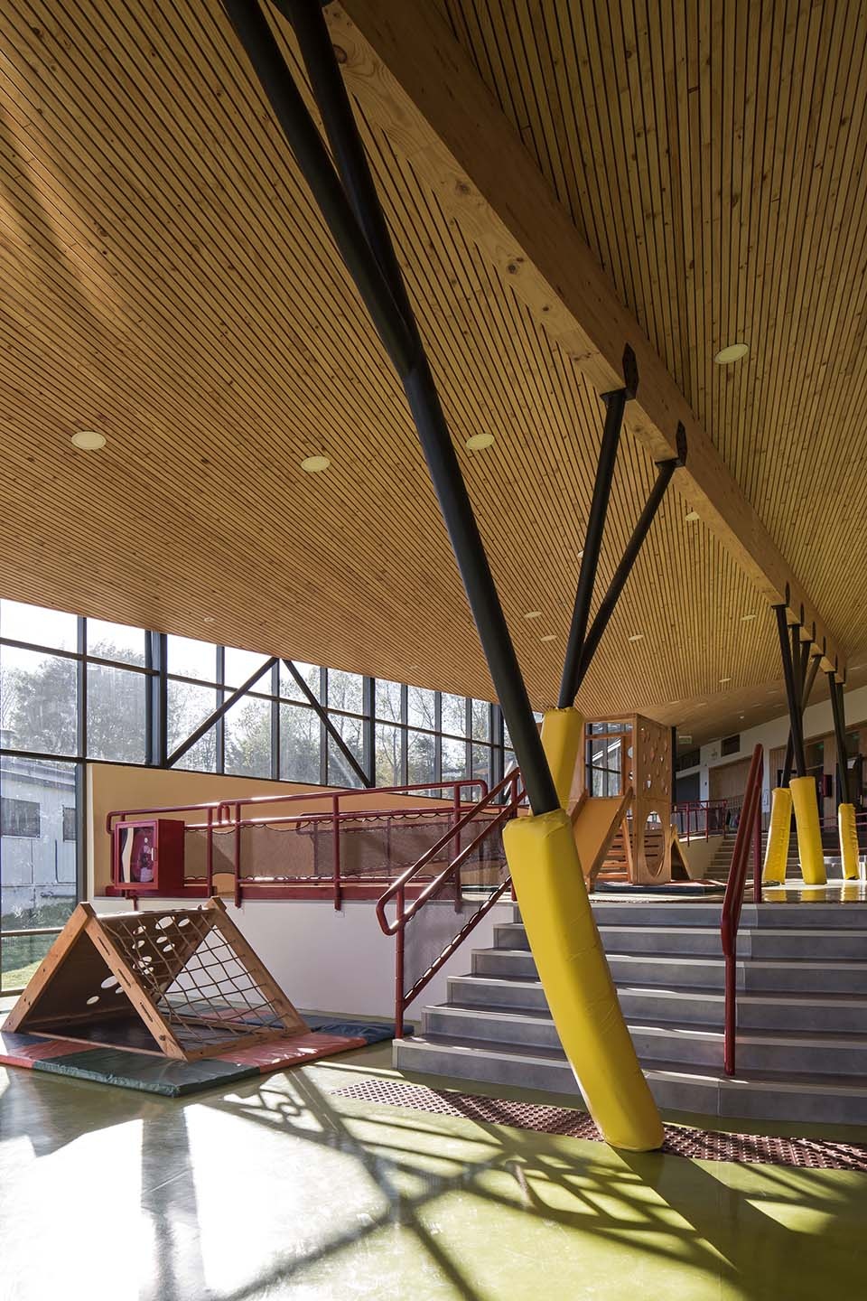 puerto varas school kindergarten by lagar arquitectos