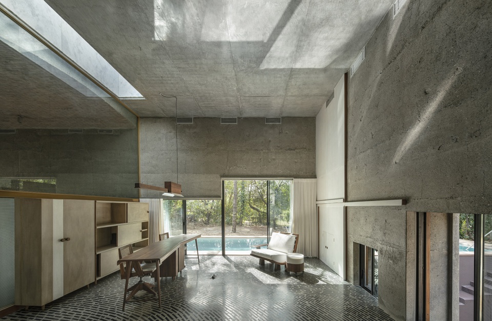 House of Concrete Experiments by Samira Rathod Design Atelier