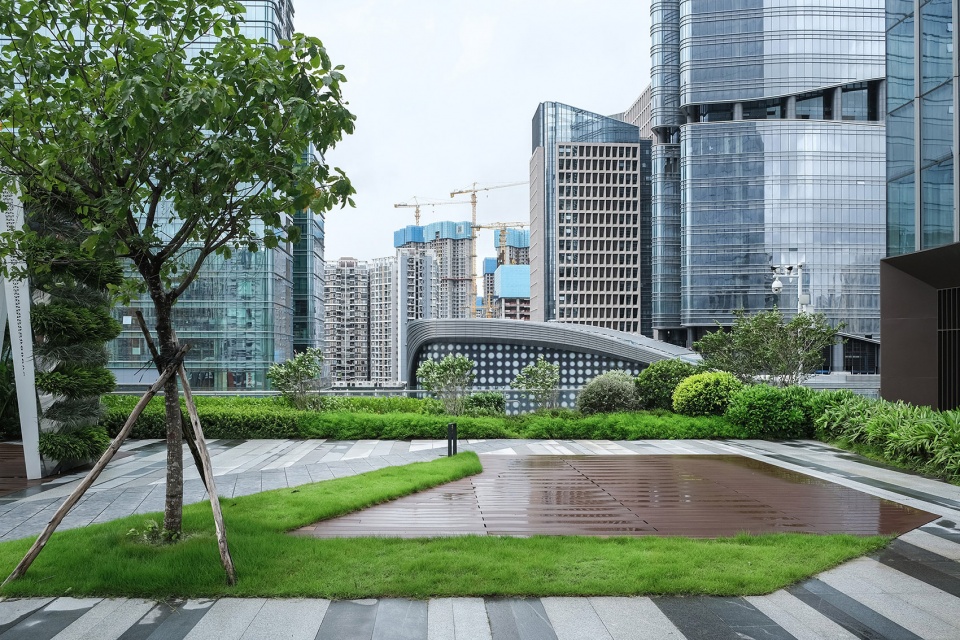 shenzhen shuibei jewelry art garden by loopstudio