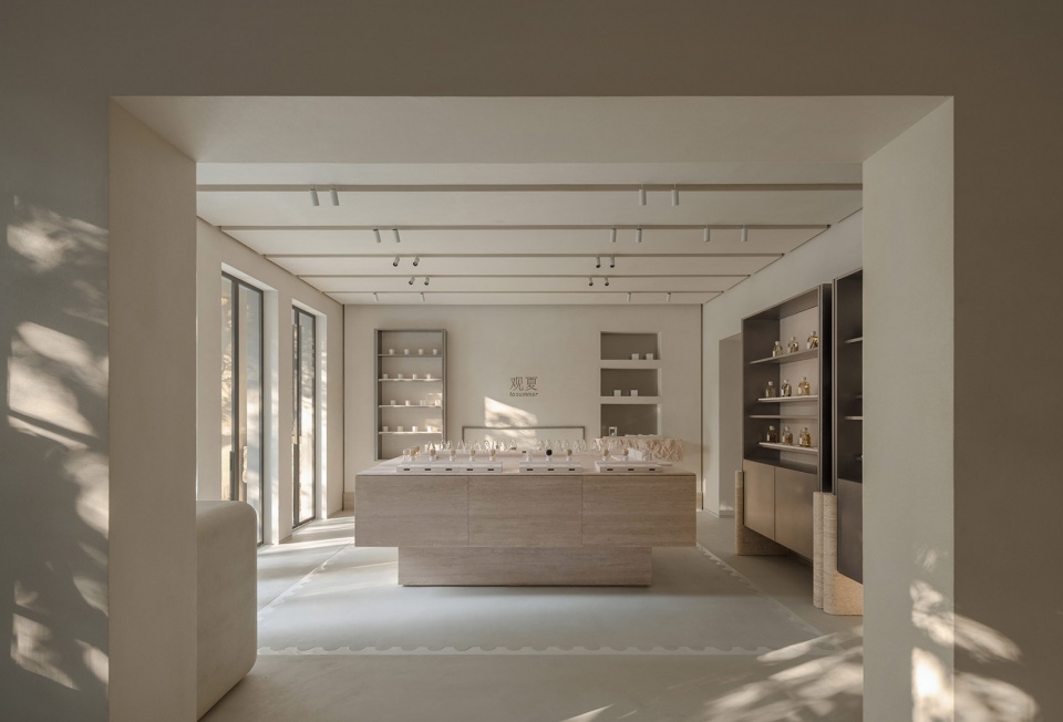 to summer shanghai flagship store by fog architecture