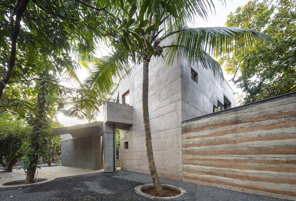 House of Concrete Experiments by Samira Rathod Design Atelier