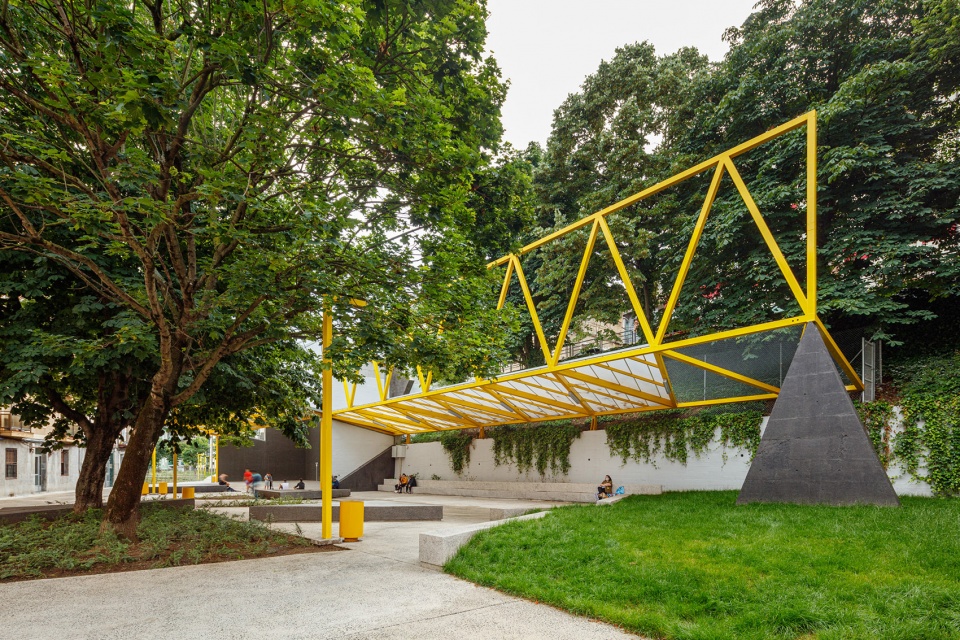 Plaza El Sol Renovation in Sestao by ELE ARKITEKTURA