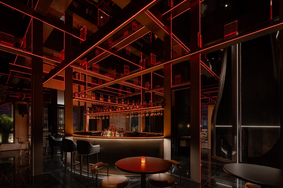 Le Coq Wine Bistro China by RooMoo Practice