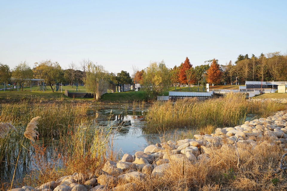 Tangquan Lake Sport Park China by ZDS