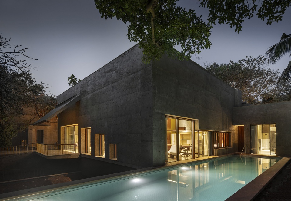 House of Concrete Experiments by Samira Rathod Design Atelier