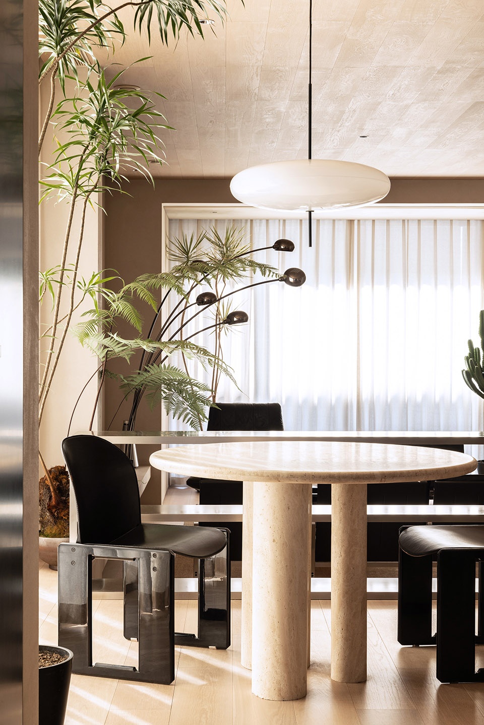 House of Light and Wood NOTHING DESIGN STUDIO