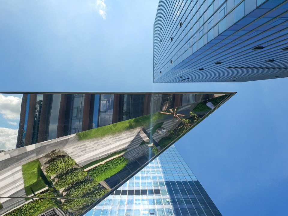 shenzhen shuibei jewelry art garden by loopstudio