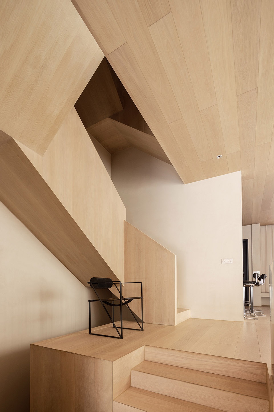 House of Light and Wood NOTHING DESIGN STUDIO