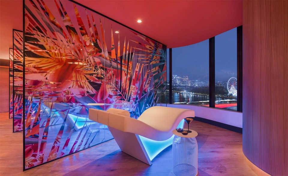 w hotel brisbane australia by nic graham associates