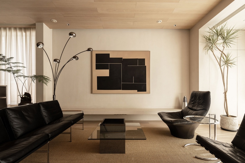 House of Light and Wood NOTHING DESIGN STUDIO