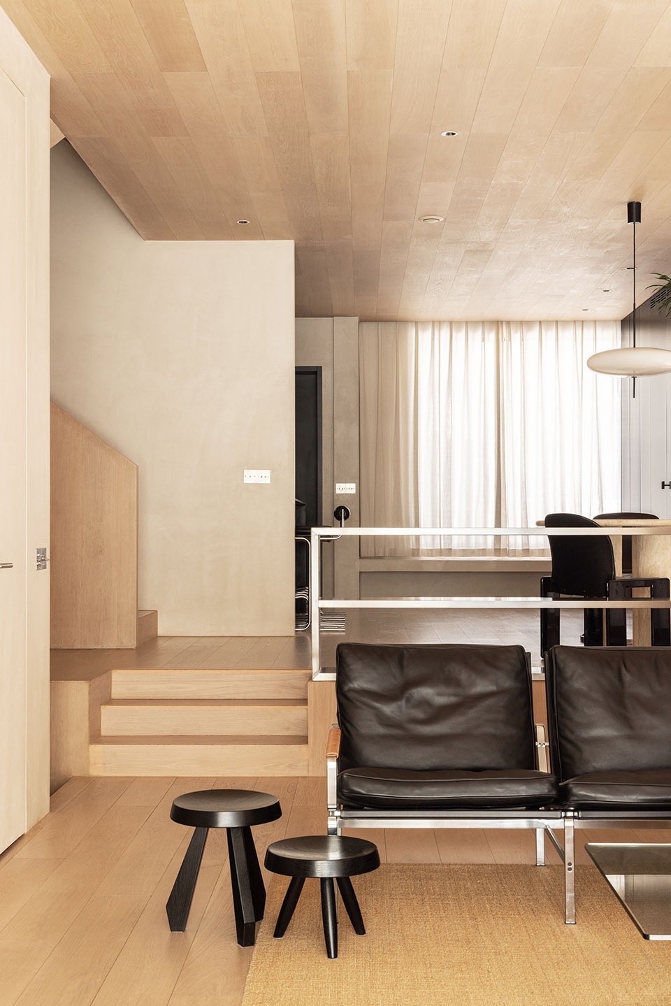 House of Light and Wood NOTHING DESIGN STUDIO