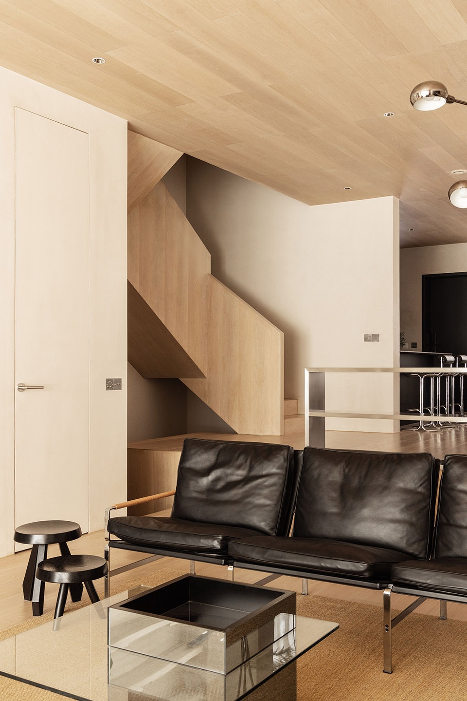 House of Light and Wood NOTHING DESIGN STUDIO