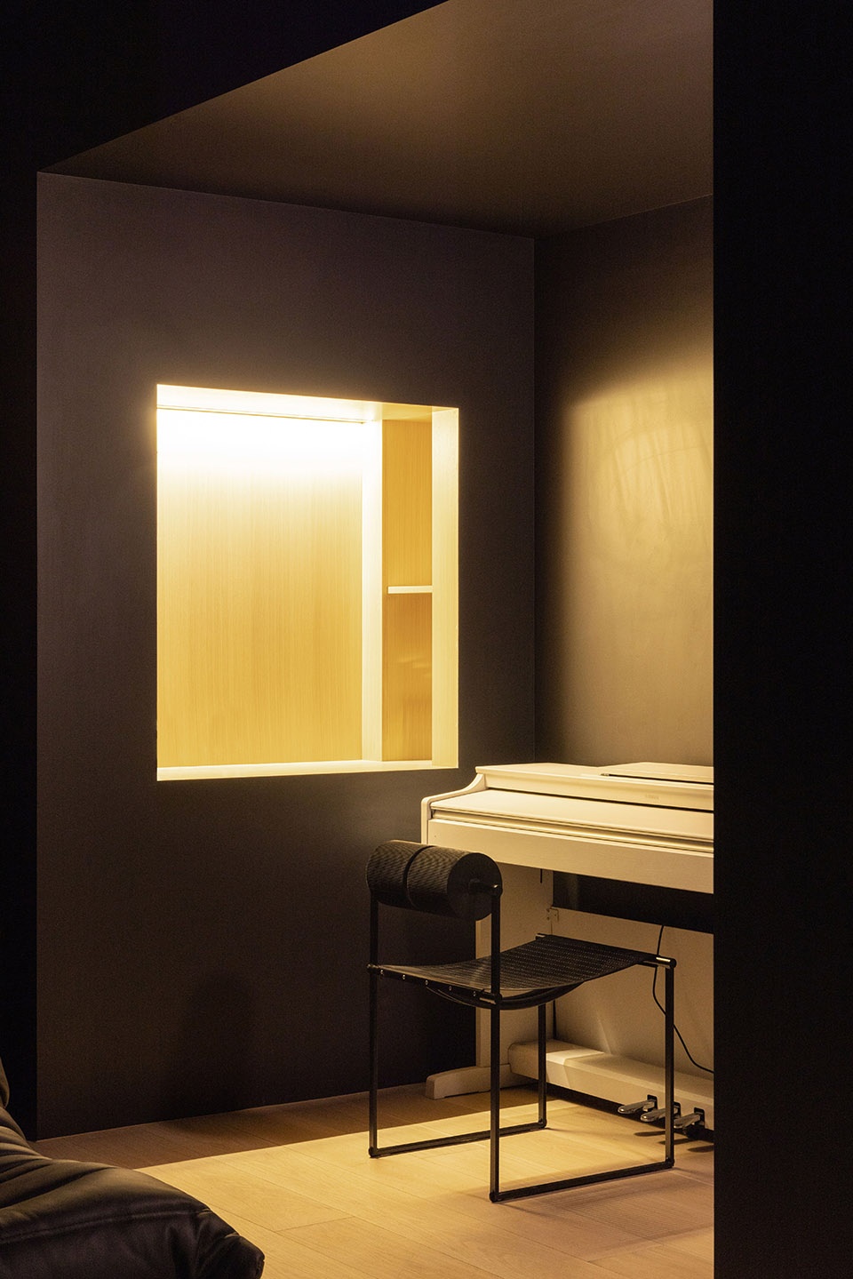 House of Light and Wood NOTHING DESIGN STUDIO