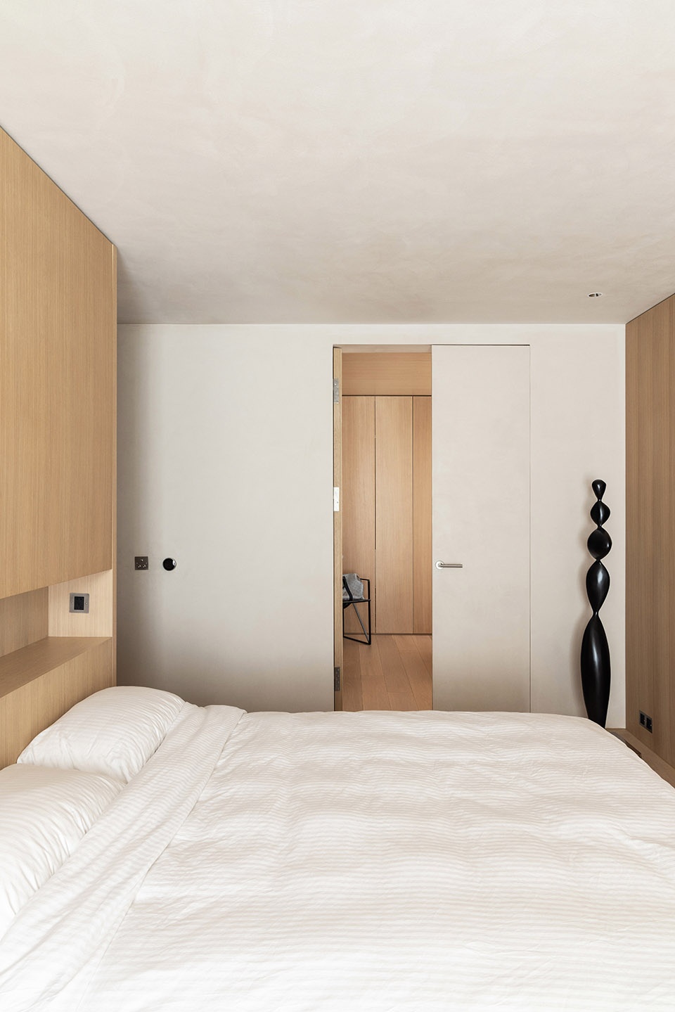 House of Light and Wood NOTHING DESIGN STUDIO