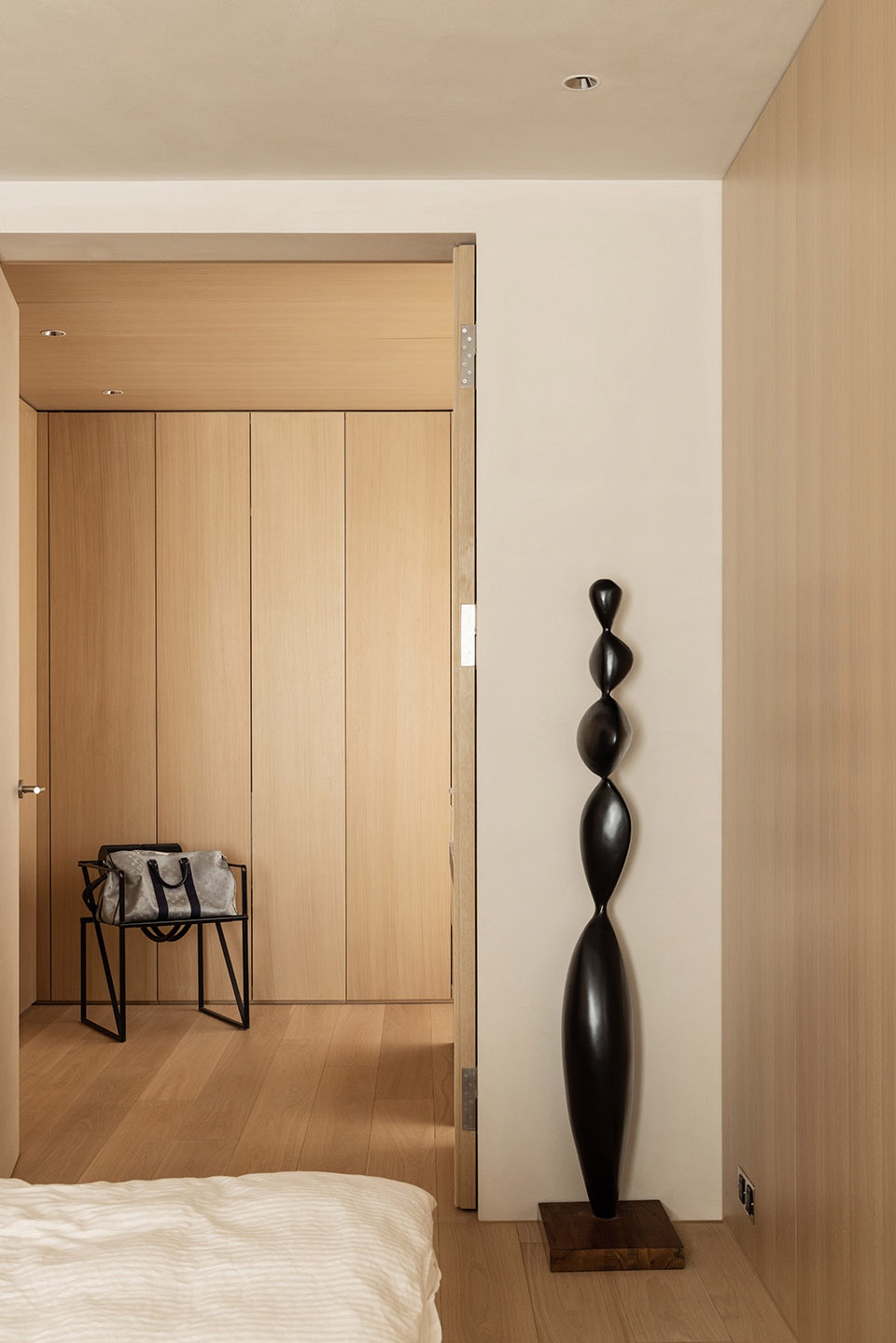 House of Light and Wood NOTHING DESIGN STUDIO