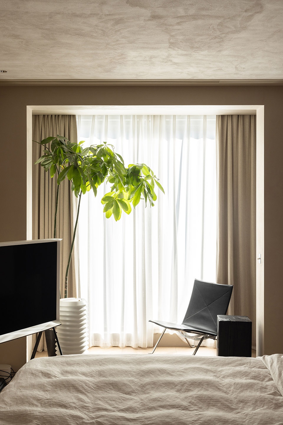 House of Light and Wood NOTHING DESIGN STUDIO