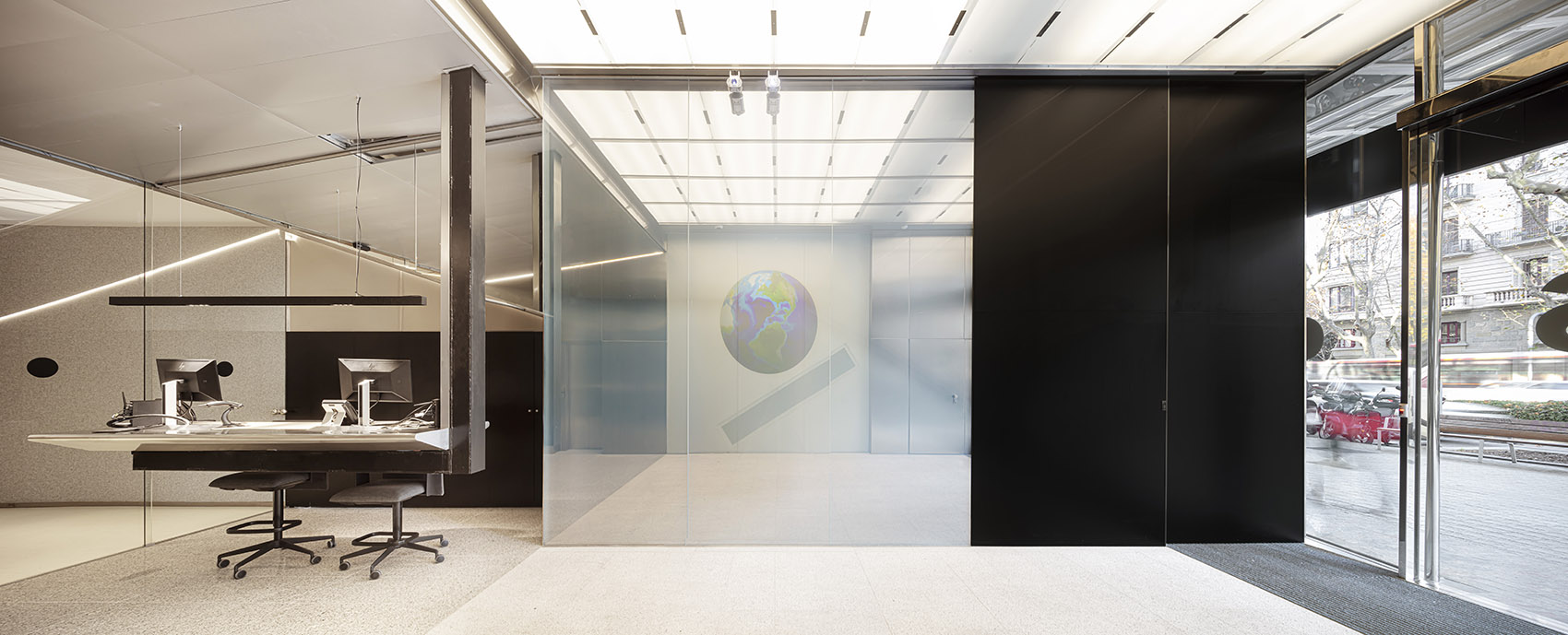 Banc Sabadell Welcome Hub by Mateo Arquitectura