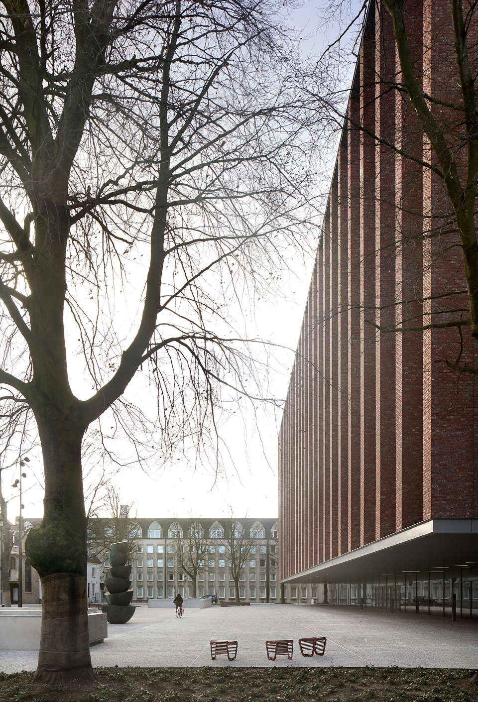 bruges meeting convention centre by eduardo souto de moura and meta architectuurbureau