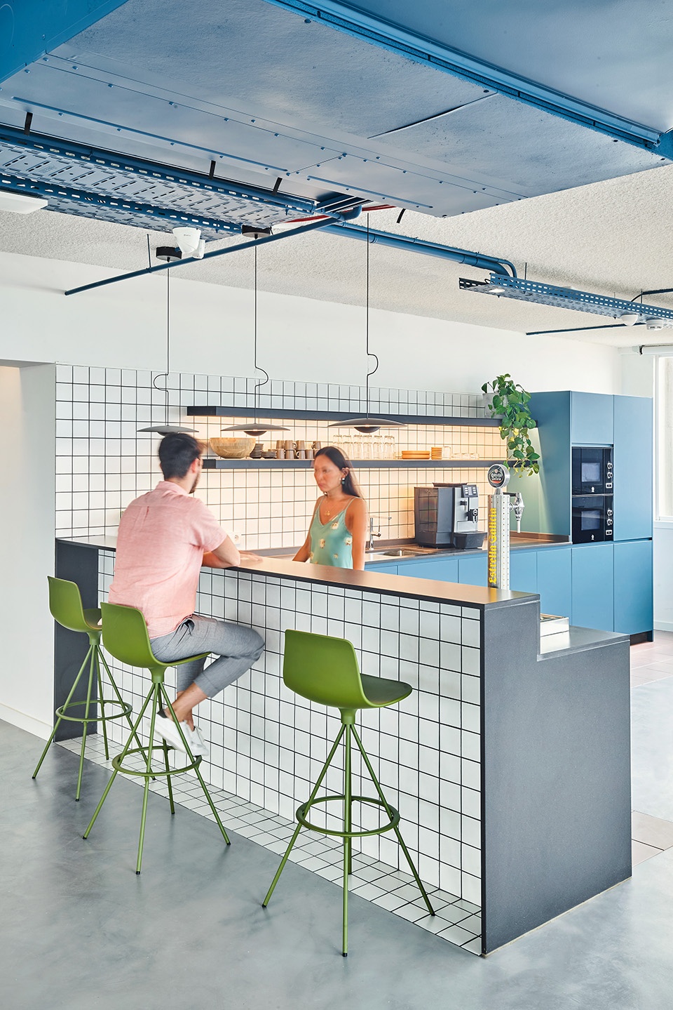 cloudworks drassanes office by elastiko architects