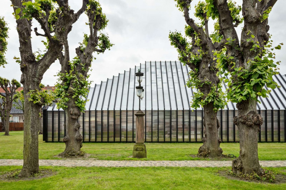 fritz hansen pavilion by henning larsen