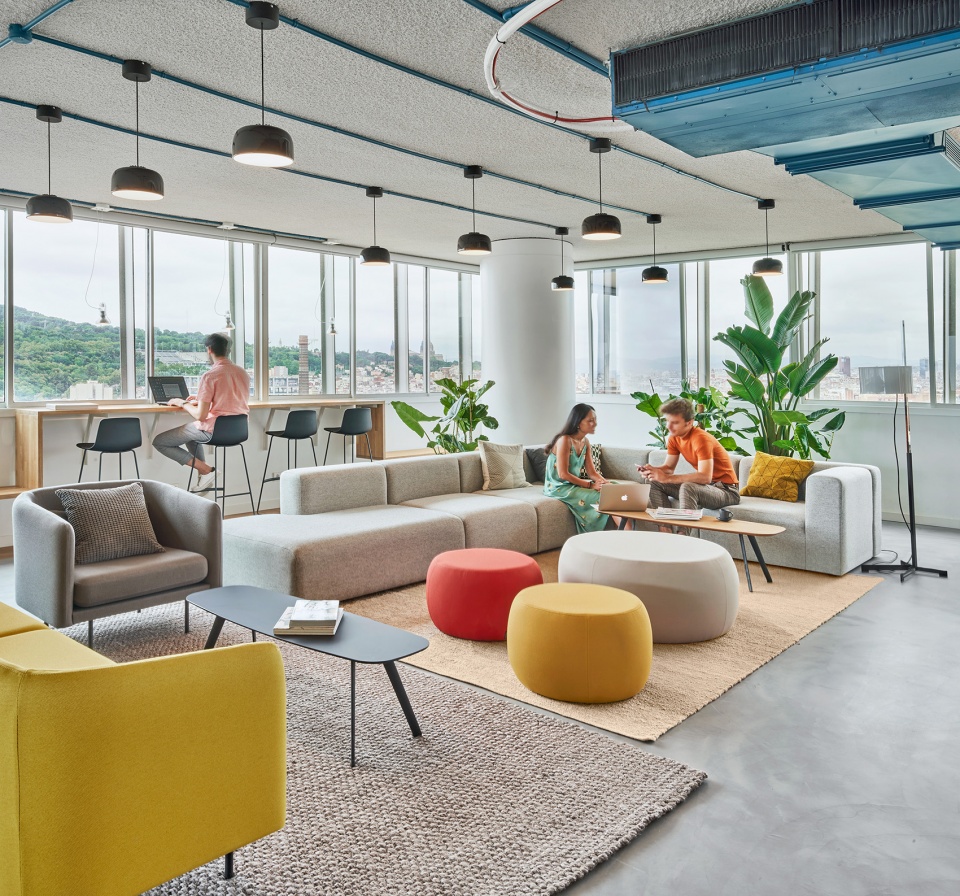 cloudworks drassanes office by elastiko architects