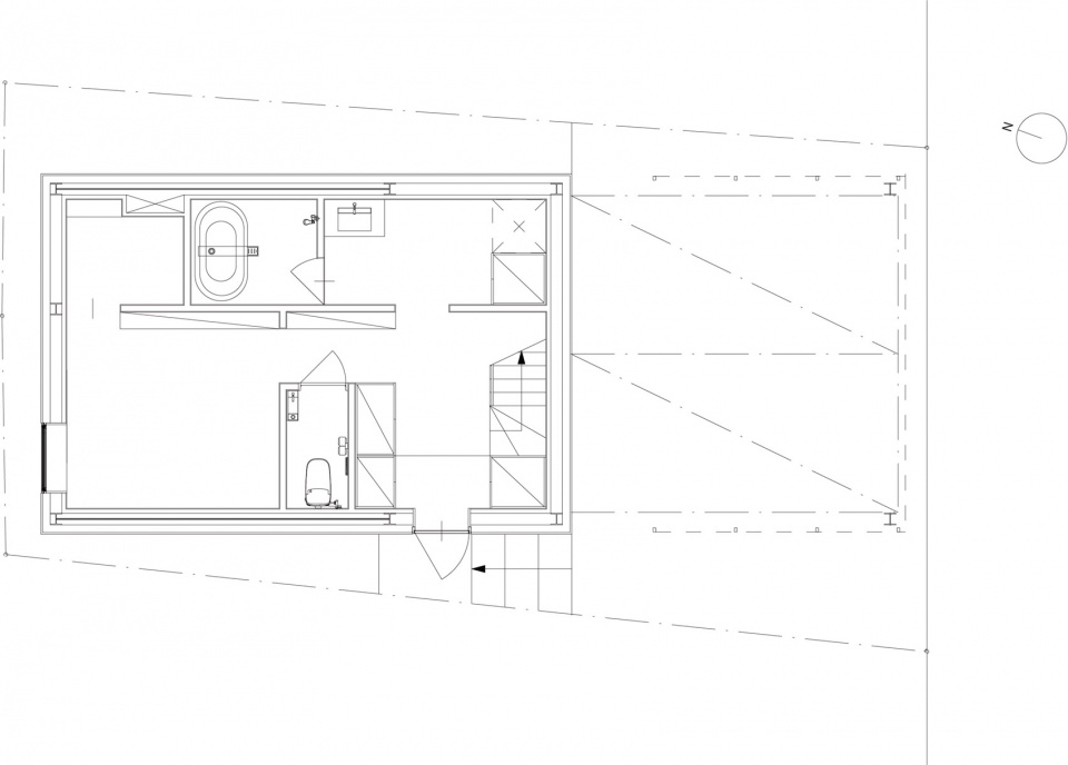 Aquarium House by NAO IWANARI Architecture