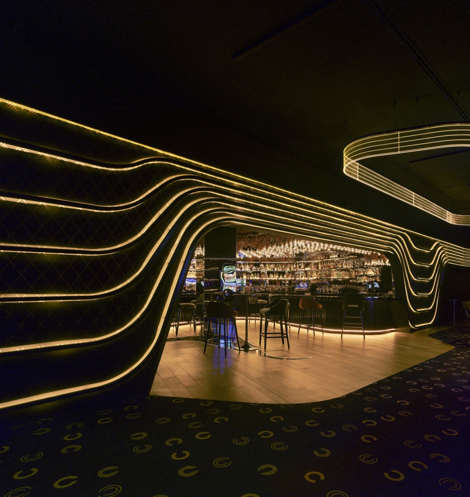 Hotel 5 By Clavel Arquitectos