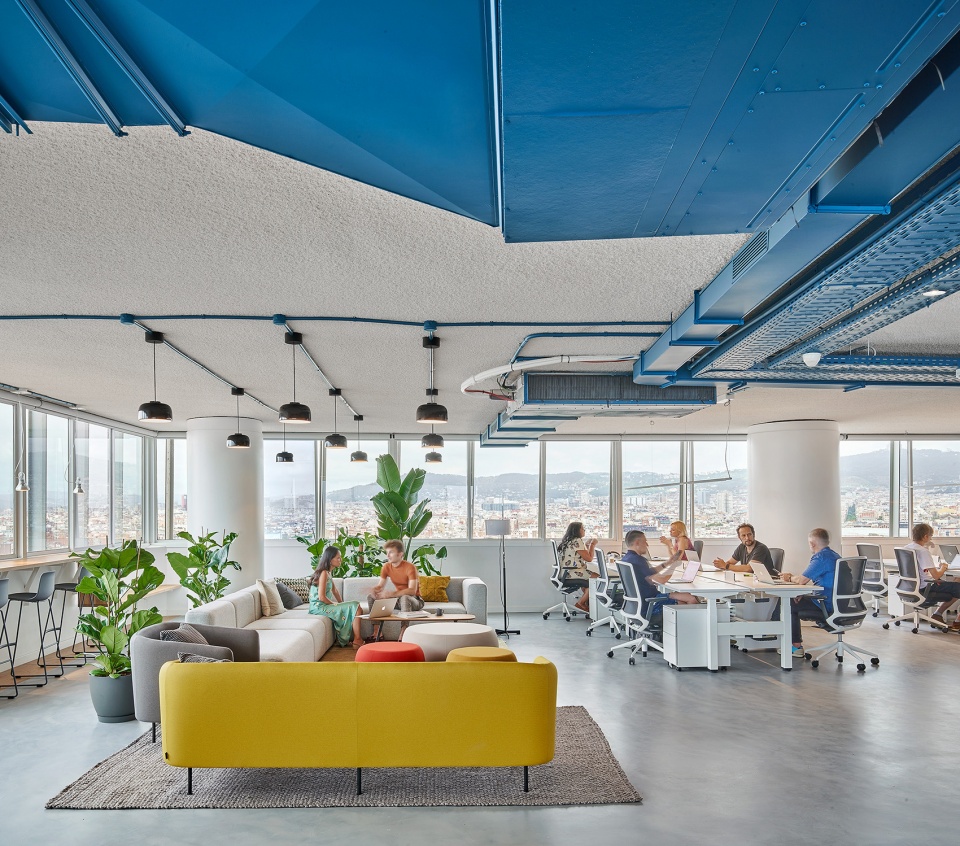 cloudworks drassanes office by elastiko architects