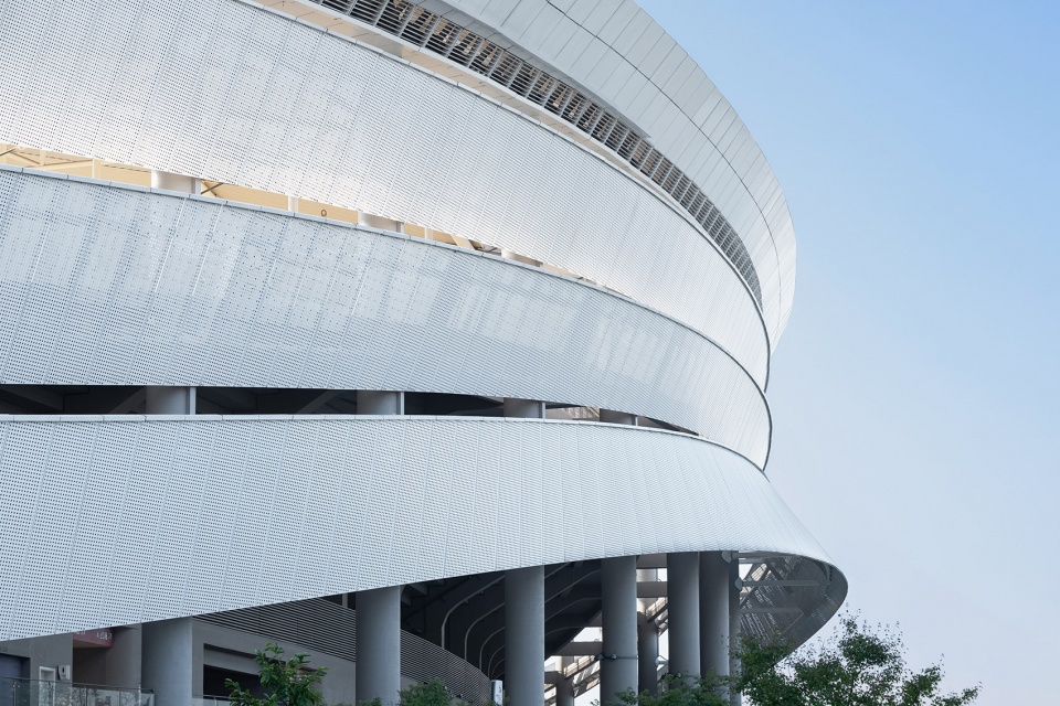 Dongxihu Sports Center by CITIC DESIGN