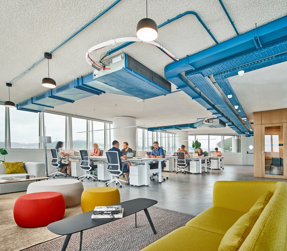 cloudworks drassanes office by elastiko architects