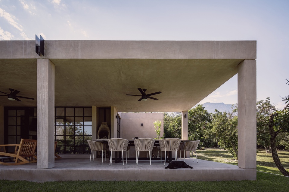 el aguacate by practica arquitectura