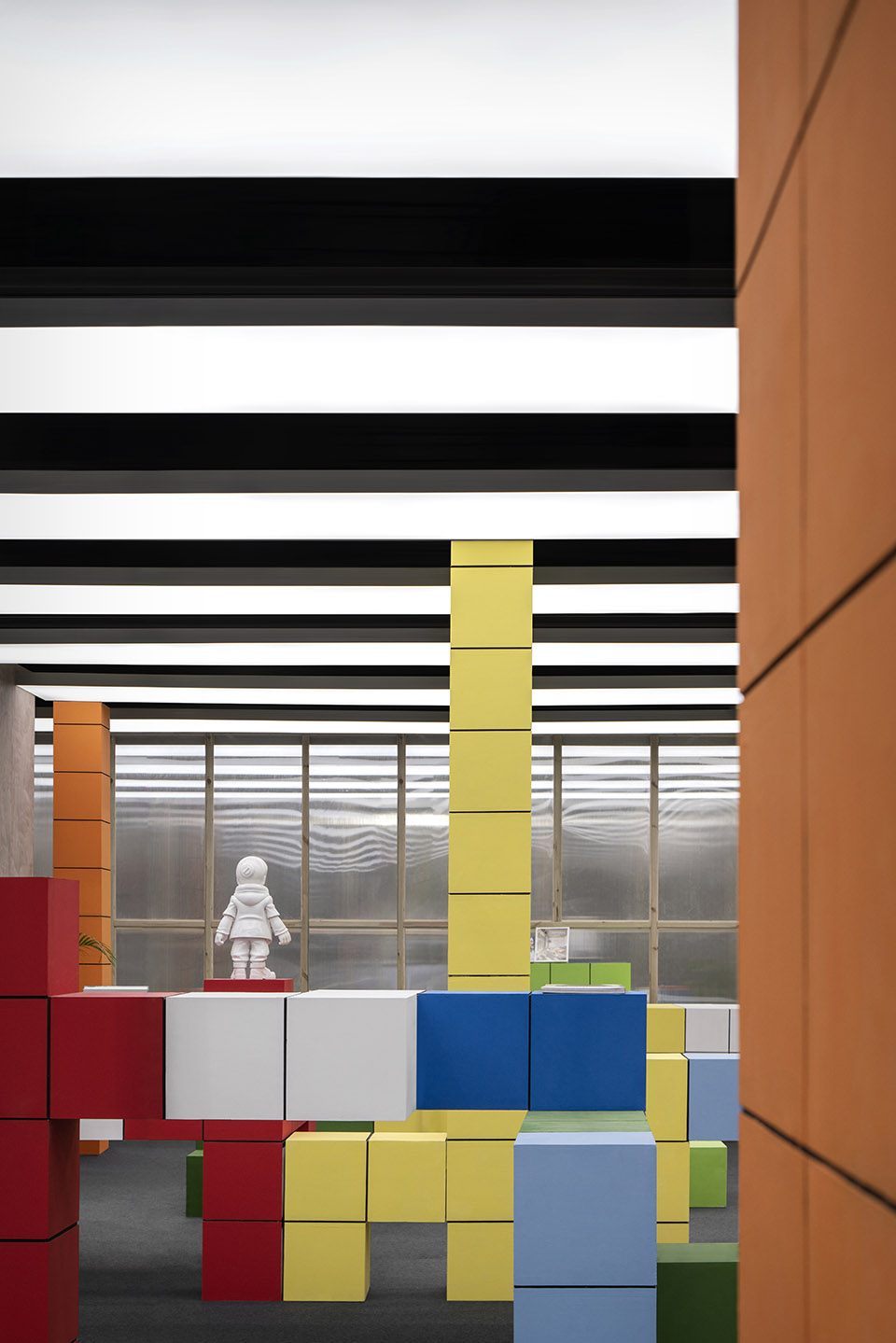 Bloom Bookstore China by Spring Design Office