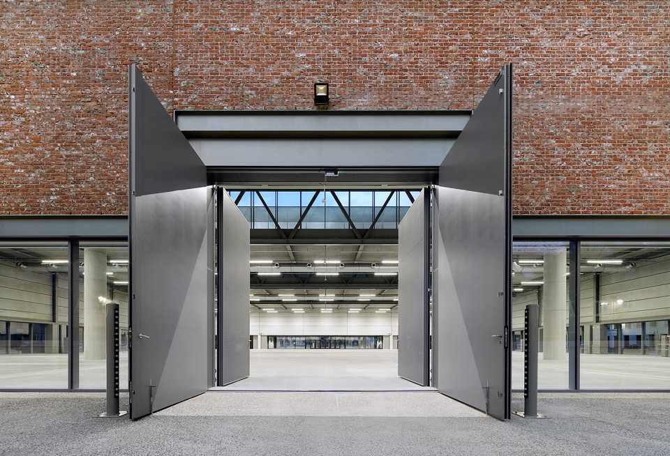 bruges meeting convention centre by eduardo souto de moura and meta architectuurbureau