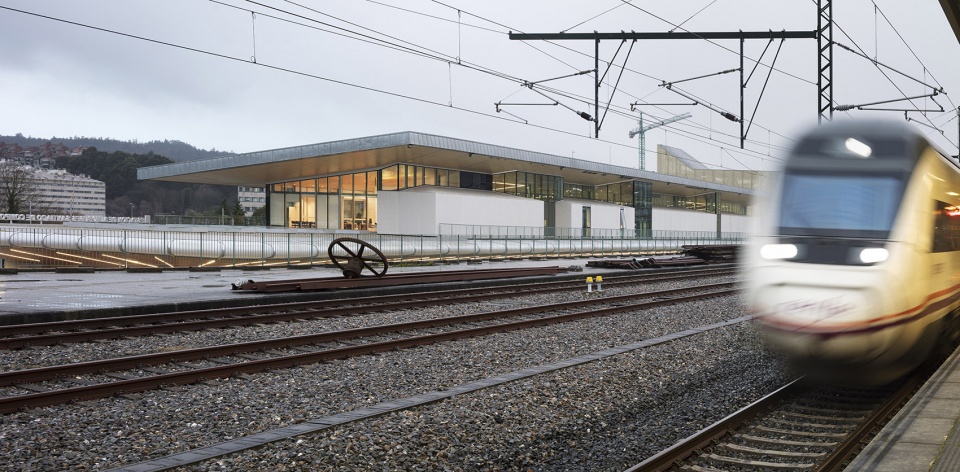bus station integrated in the santiago de compostela intermodal station by idom