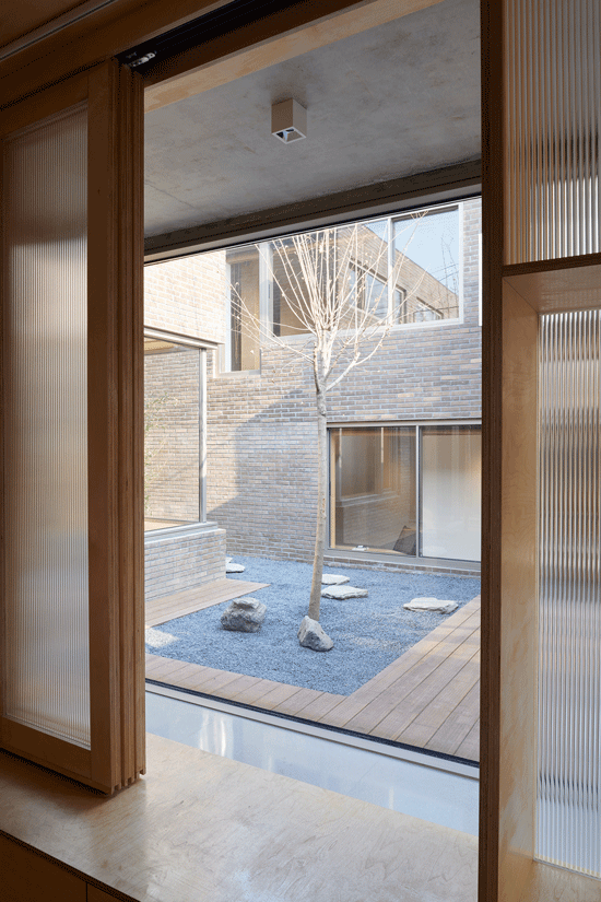 Residence of Three Generations China by MINOR lab