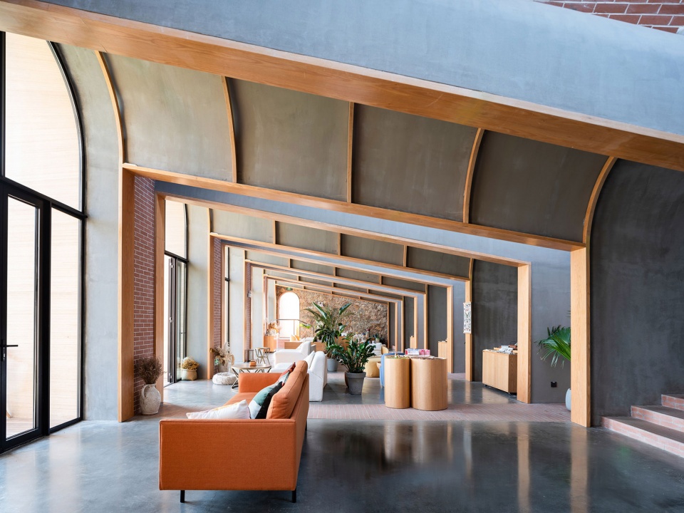 a living room in tiangang zhixing village china by syn architects