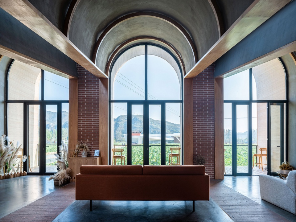 a living room in tiangang zhixing village china by syn architects