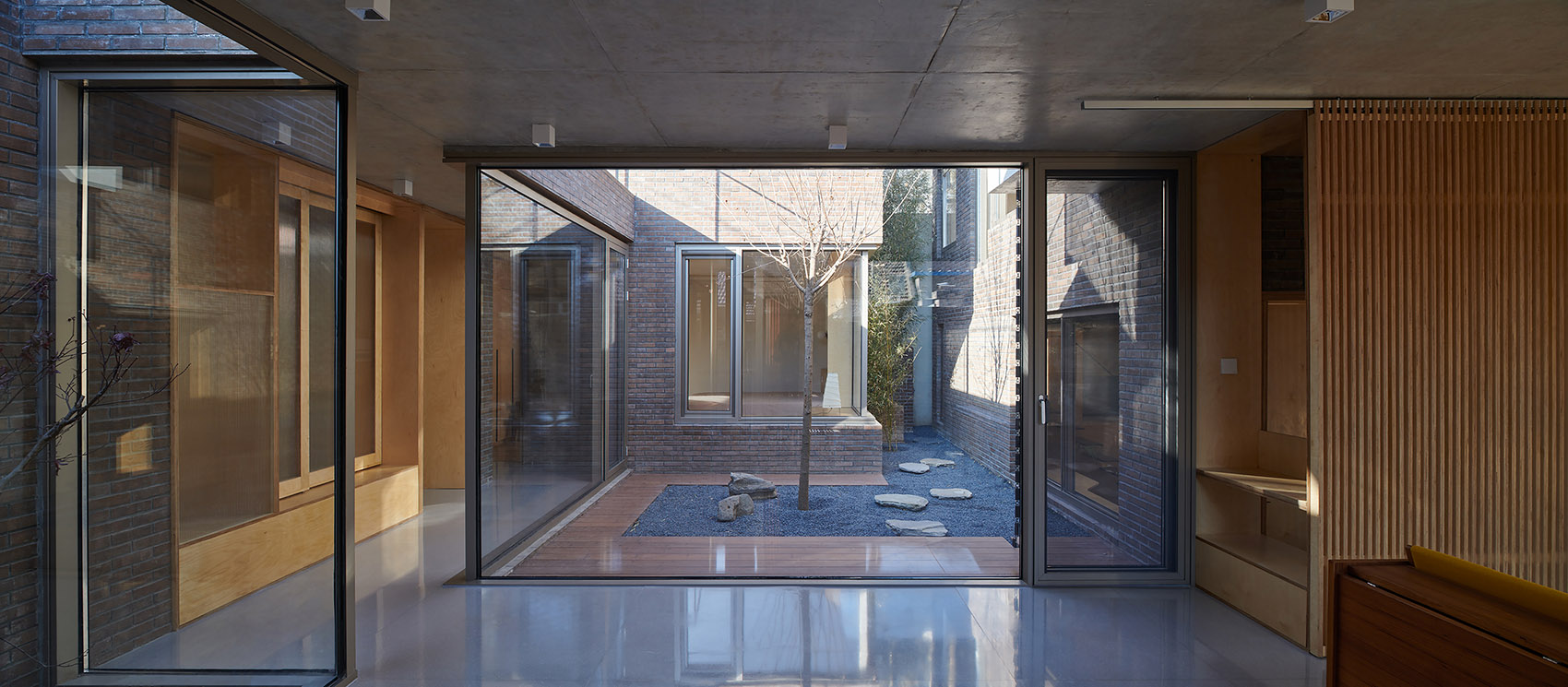 Residence of Three Generations China by MINOR lab