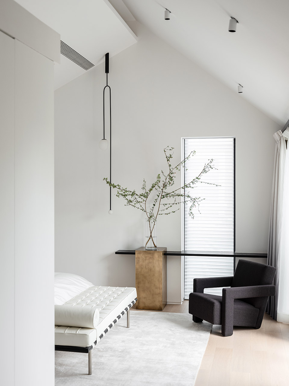 Jacaranda China by SHEXIA DESIGN