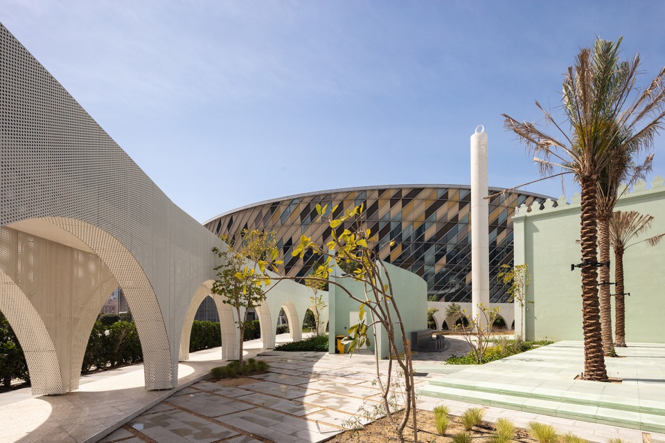 Mosque of Reflection waiwaidesign