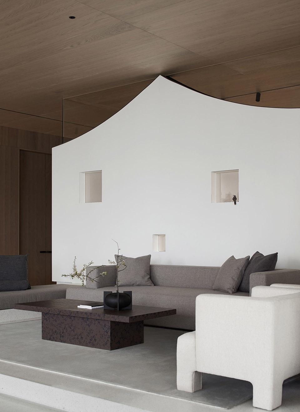 Line and form SHIYI DESIGN
